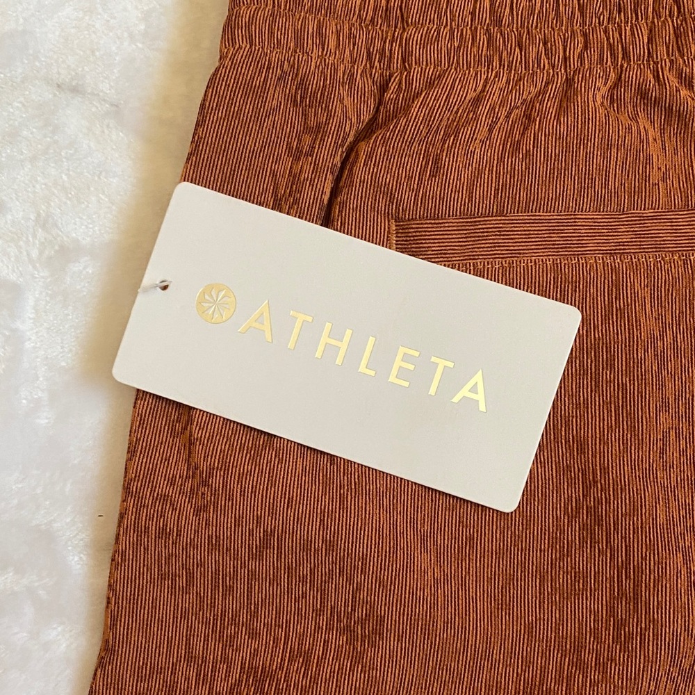 Athleta Women's Athletic Shorts in Rust - Picture 6 of 11